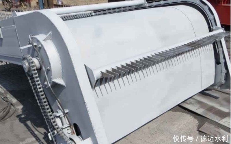 清污利器：耙齿清污机在水处理行业中的应用
